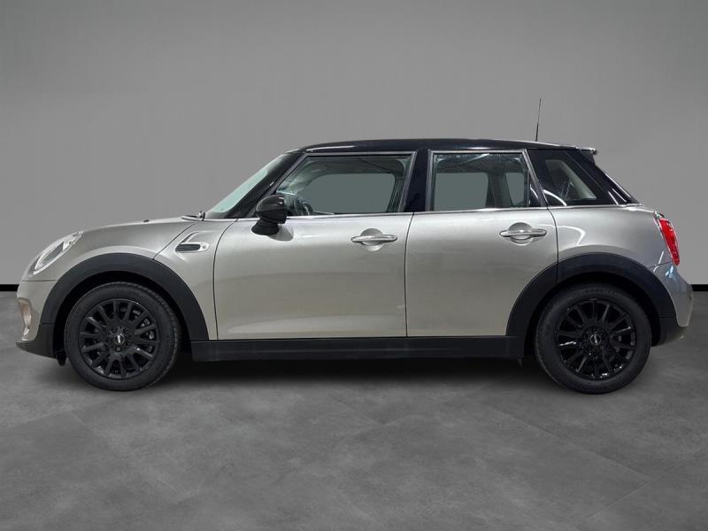 Mini Cooper D 1.5 D Cooper D Boost Auto