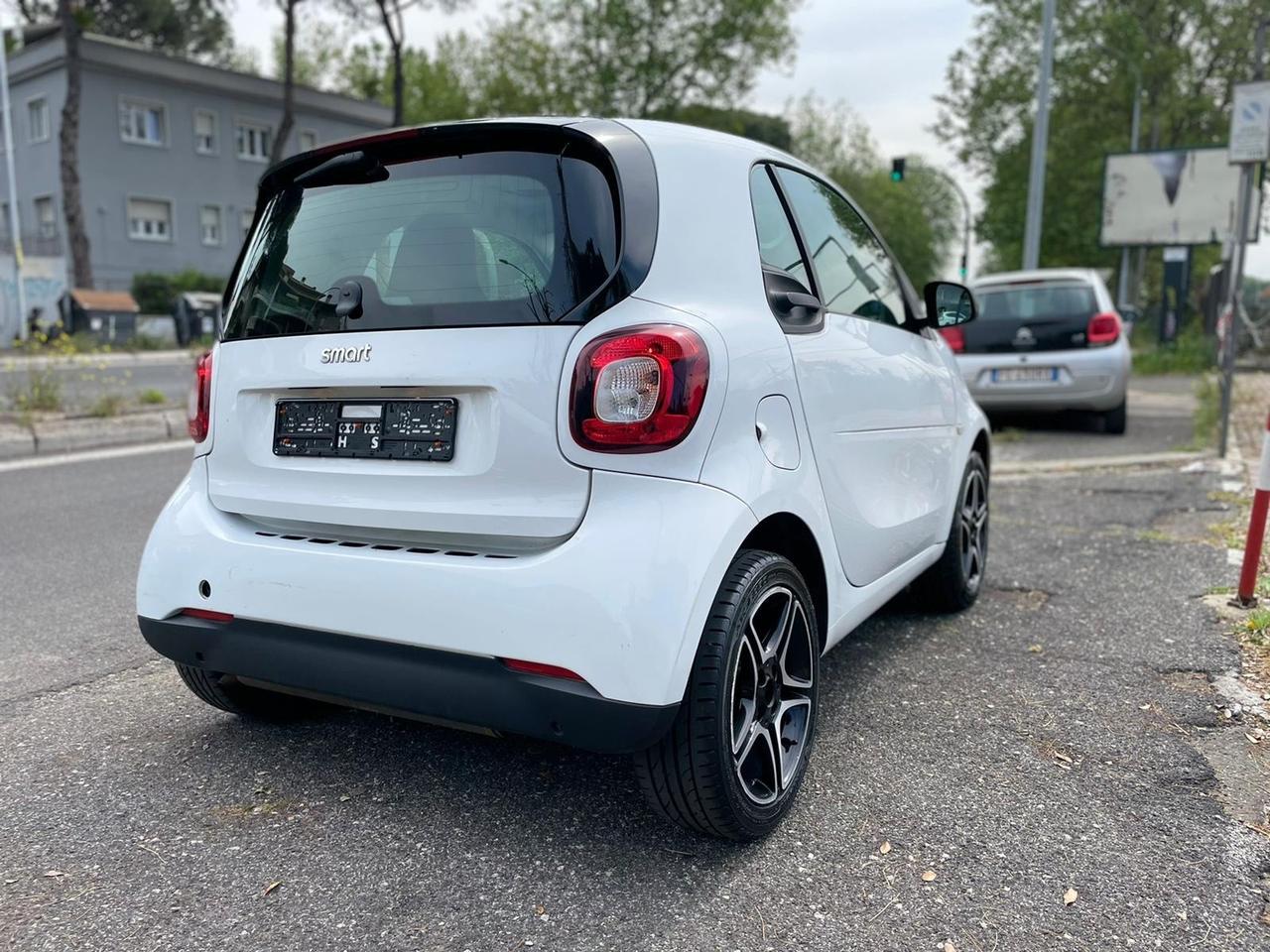 Smart ForTwo 70 1.0 twinamic Prime Navi Pelle