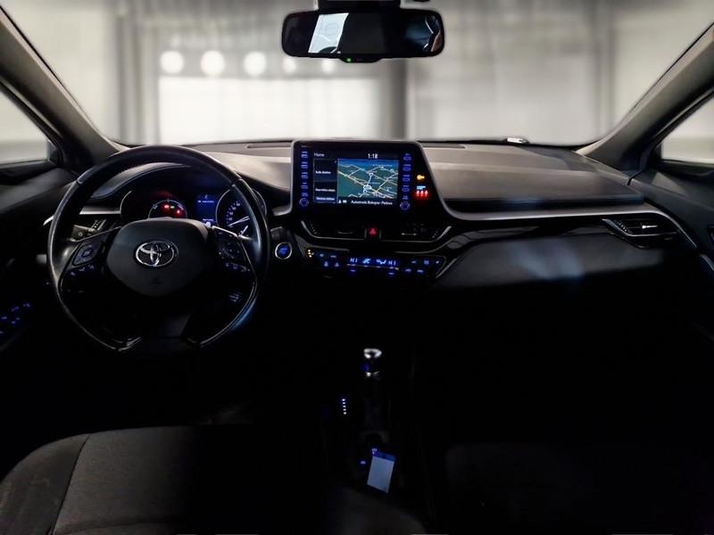 TOYOTA C-HR 1.8H 98CV E-CVT Business