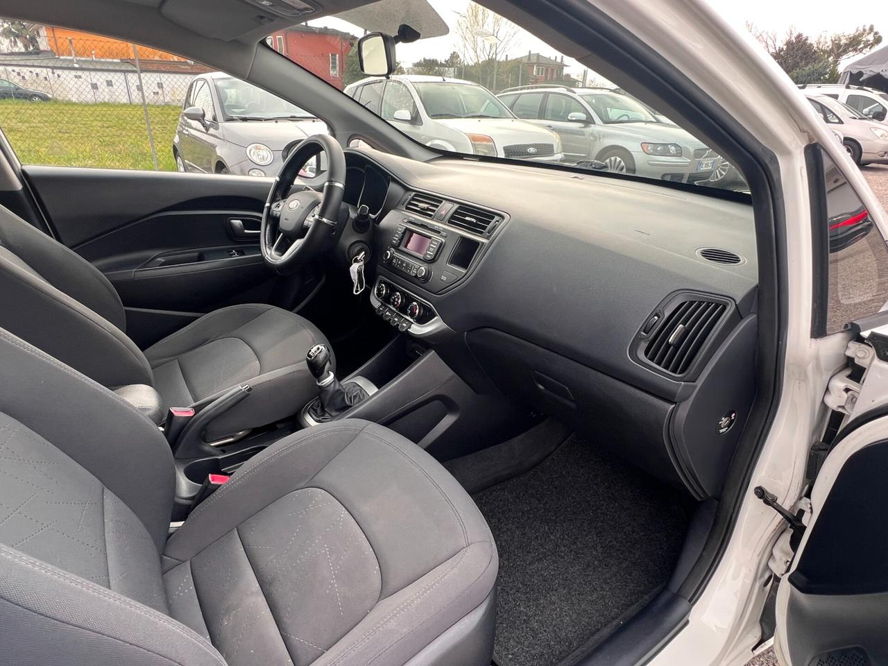 Kia Rio 1.1 CRDi 5p. Cool OK PER NEOPATENTATI