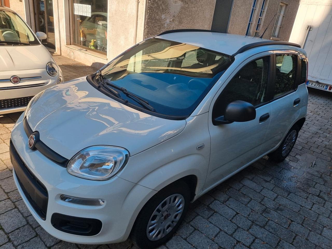 Fiat Panda 1.2 benzina 69cv anno2020 km39000 neopat
