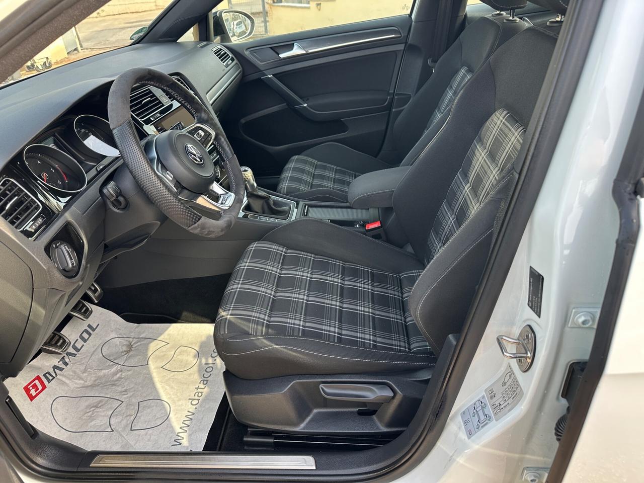Volkswagen Golf GTD 2.0 TDI 5p. BlueMotion Technology