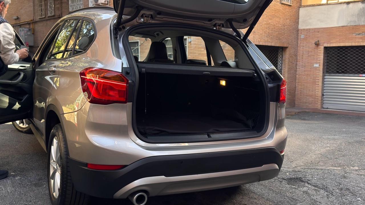 Bmw X1 sDrive18i Cambio Automatico Navi