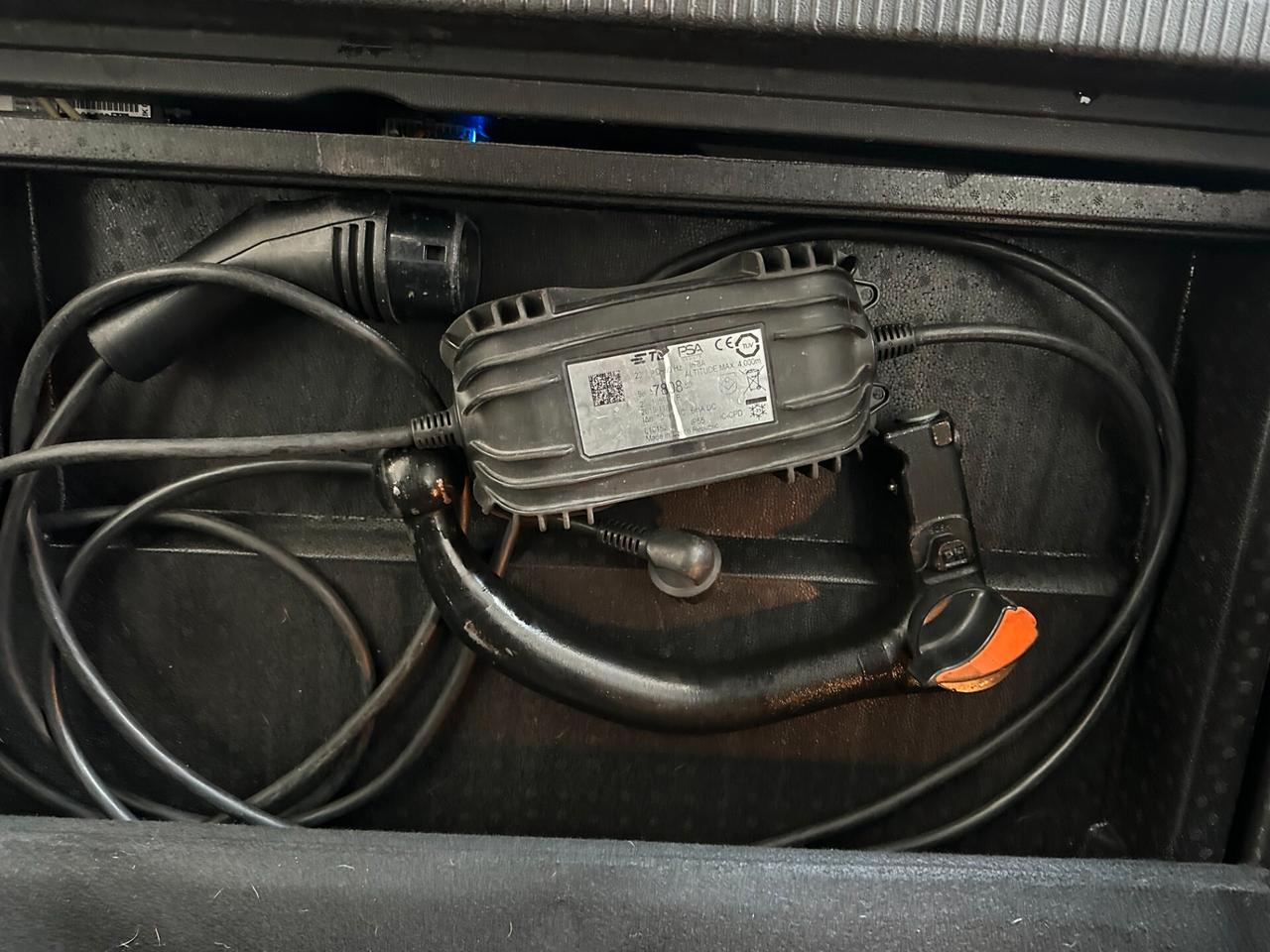 Opel Grandland X 1.6 Hybrid4 Plug-in aut. AWD