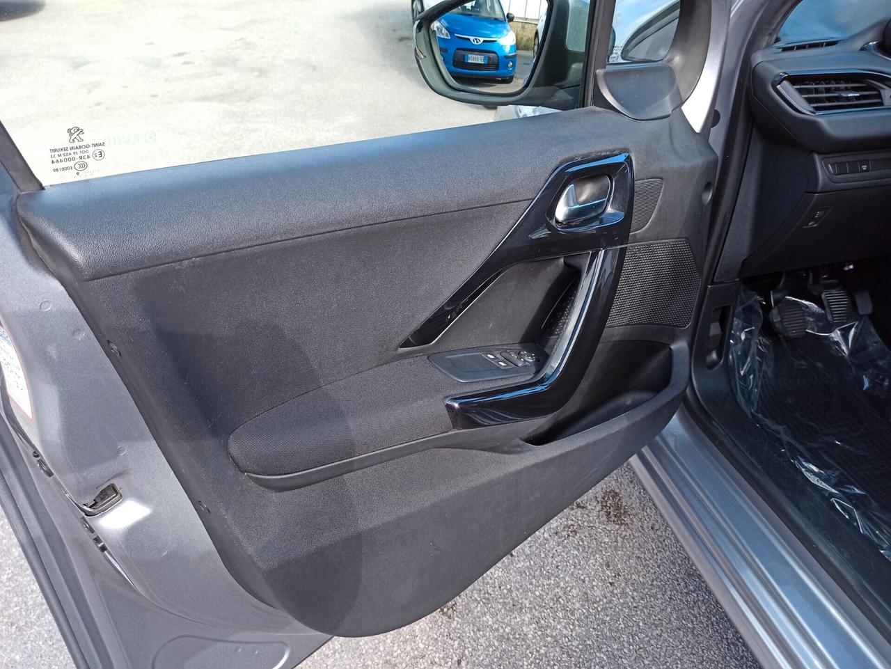 Peugeot 208 BlueHDi 100 cv 6m S&S 5 porte Active