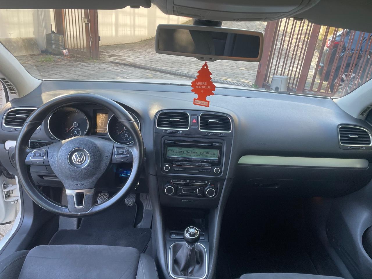 Volkswagen Golf 1.6 TDI DPF 5p. Highline