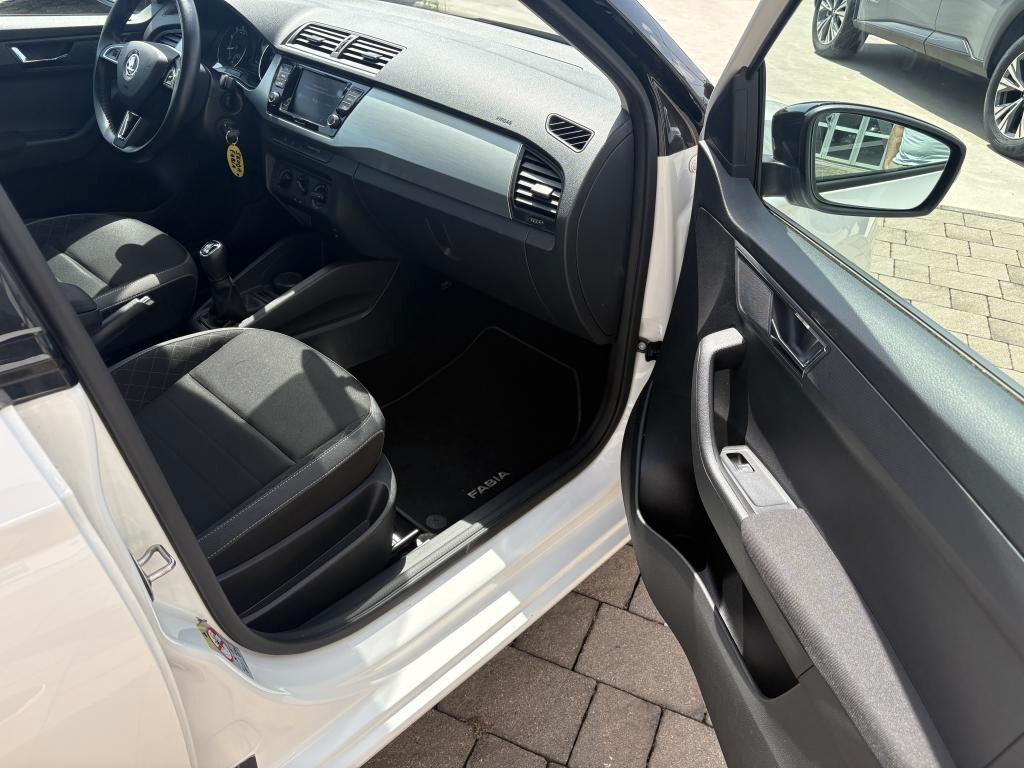 Skoda Fabia 1.0 MPI 60 CV Twin Color Nero