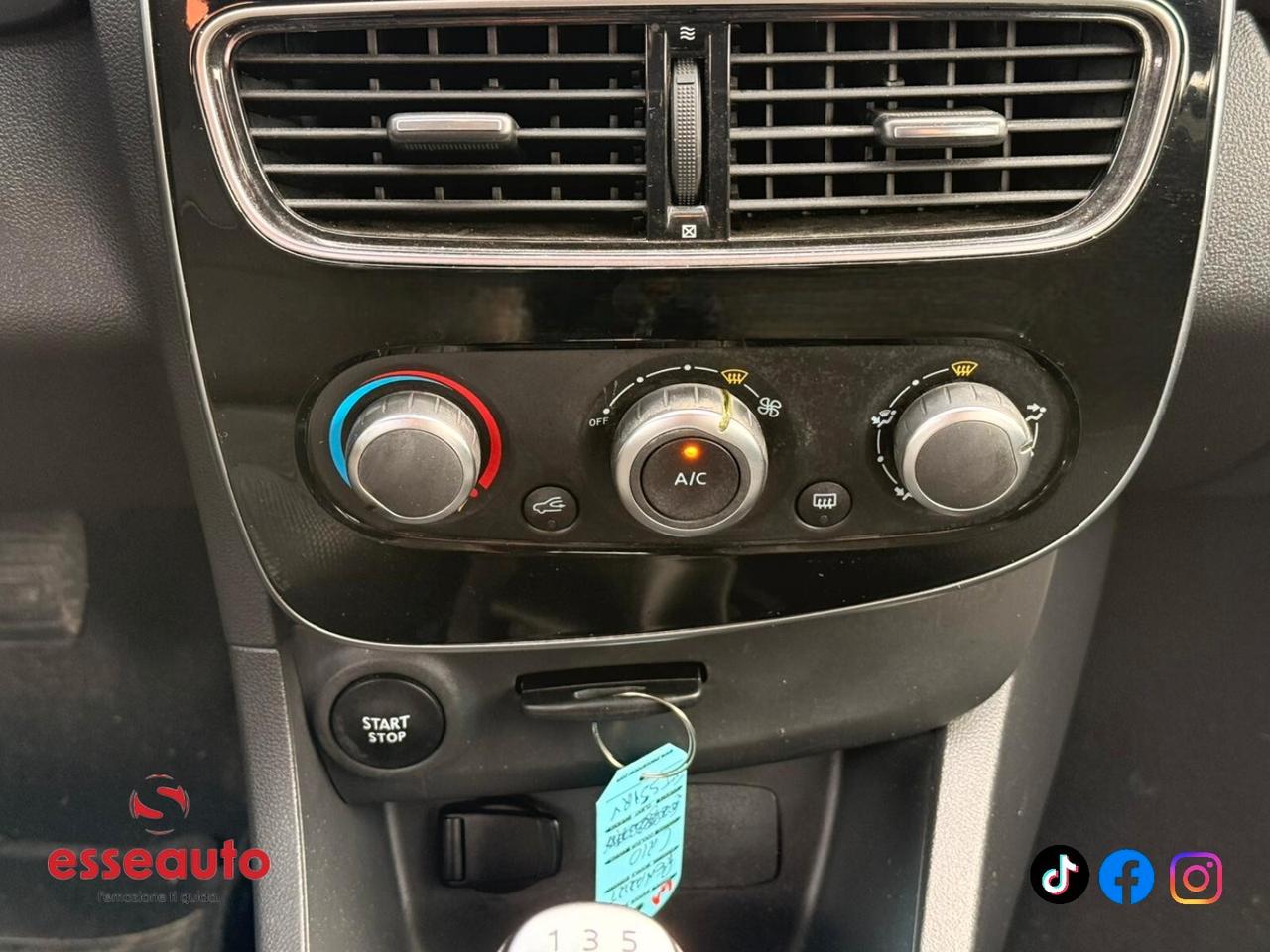 Renault Clio dCi 8V 75 CV 5 porte Moschino Intens