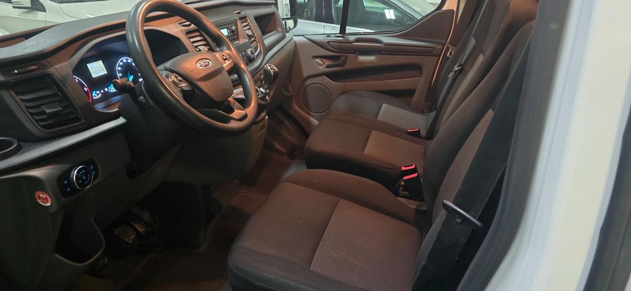Ford Tourneo Custom 320 2.0 TDCi 130CV PC Trend