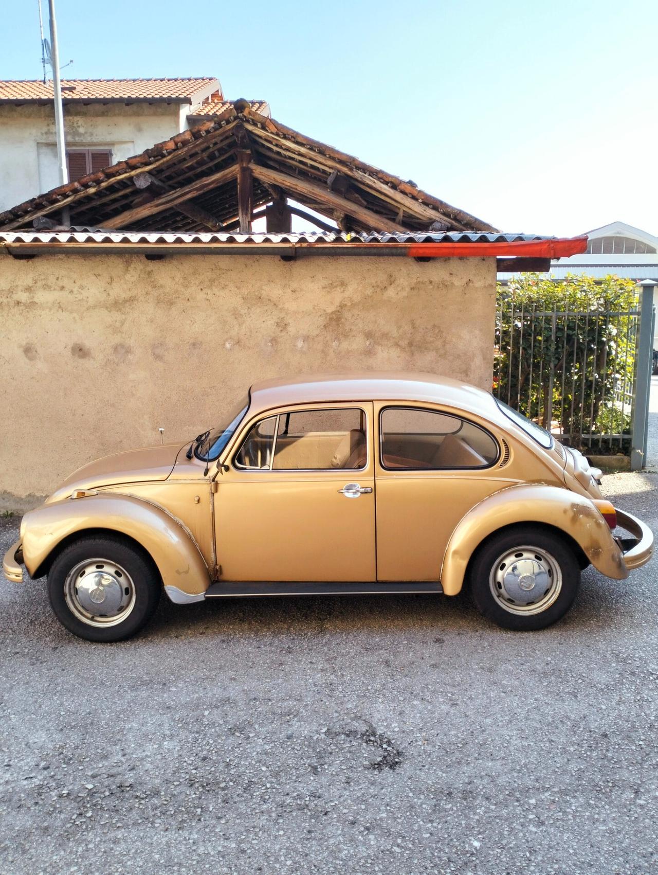 Volkswagen Maggiolone 1303 berlina