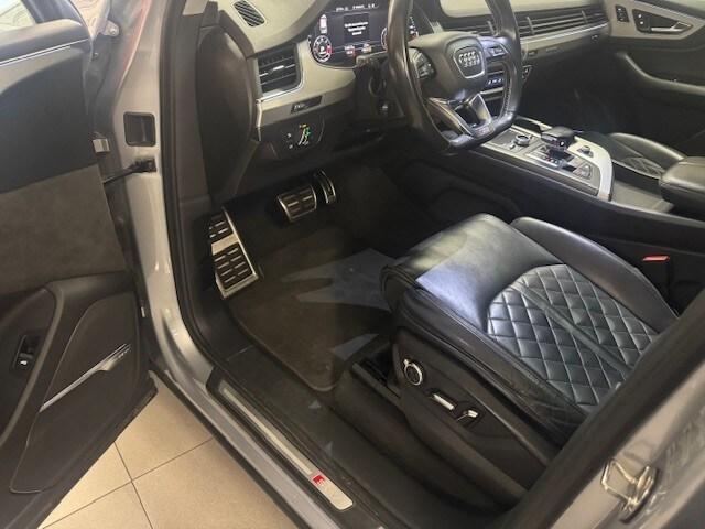 AUDI Q7 2ª serie SQ7 4.0 V8 TDI quattro tiptro...