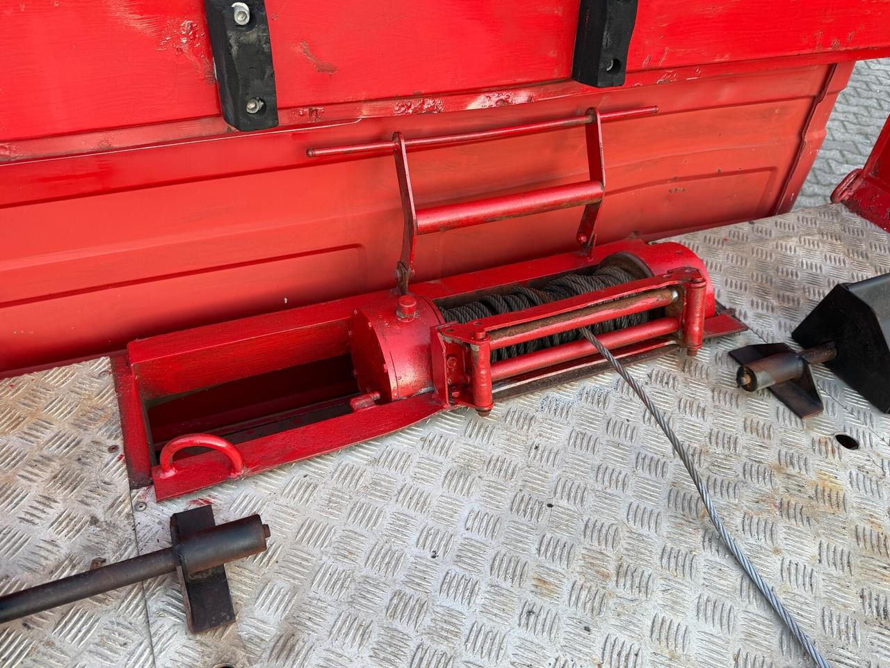 Iveco Daily 35.10 2.5 TD Scarrabile Isoli
