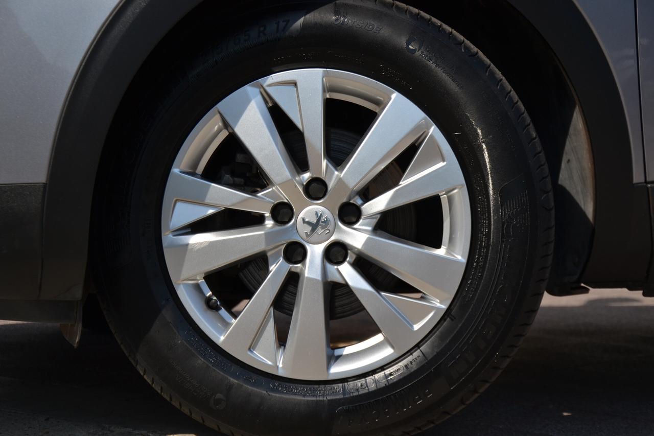 Peugeot 5008 1.5 BLUEHDI 130CV AUTOMATIC 7 POSTI PREZZO REALE NO VINCOLI! KM 20.000 GARANZIA 12 MESI