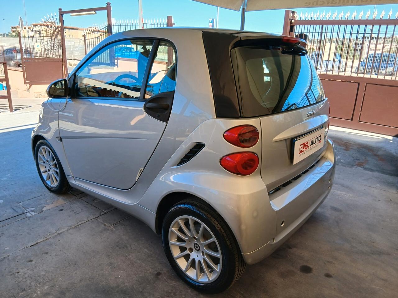 Smart ForTwo 1000 mhd idroguida clima 2011