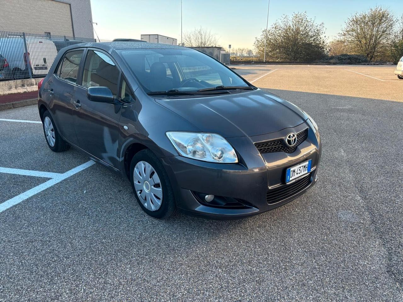 Toyota Auris 1.4 5 porte Sol SOLI 99000 KM UNICO PROPRIETARIO