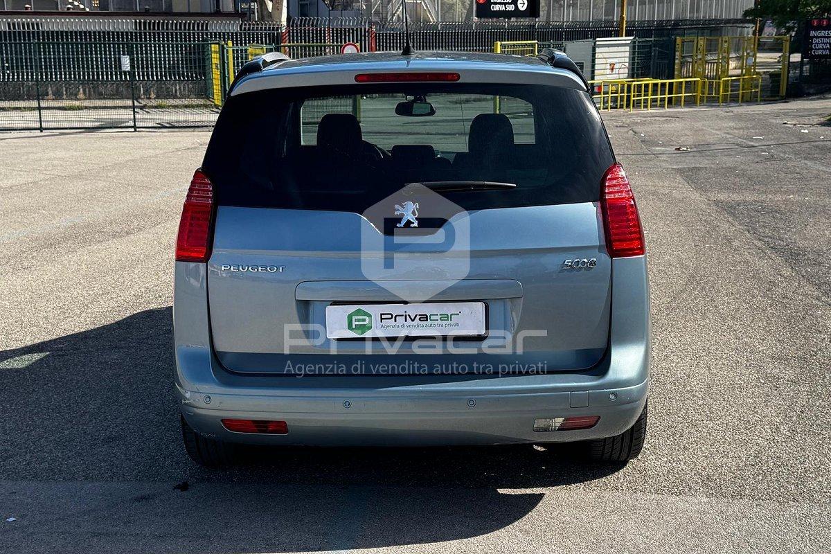 PEUGEOT 5008 2.0 HDi 163CV aut. Féline