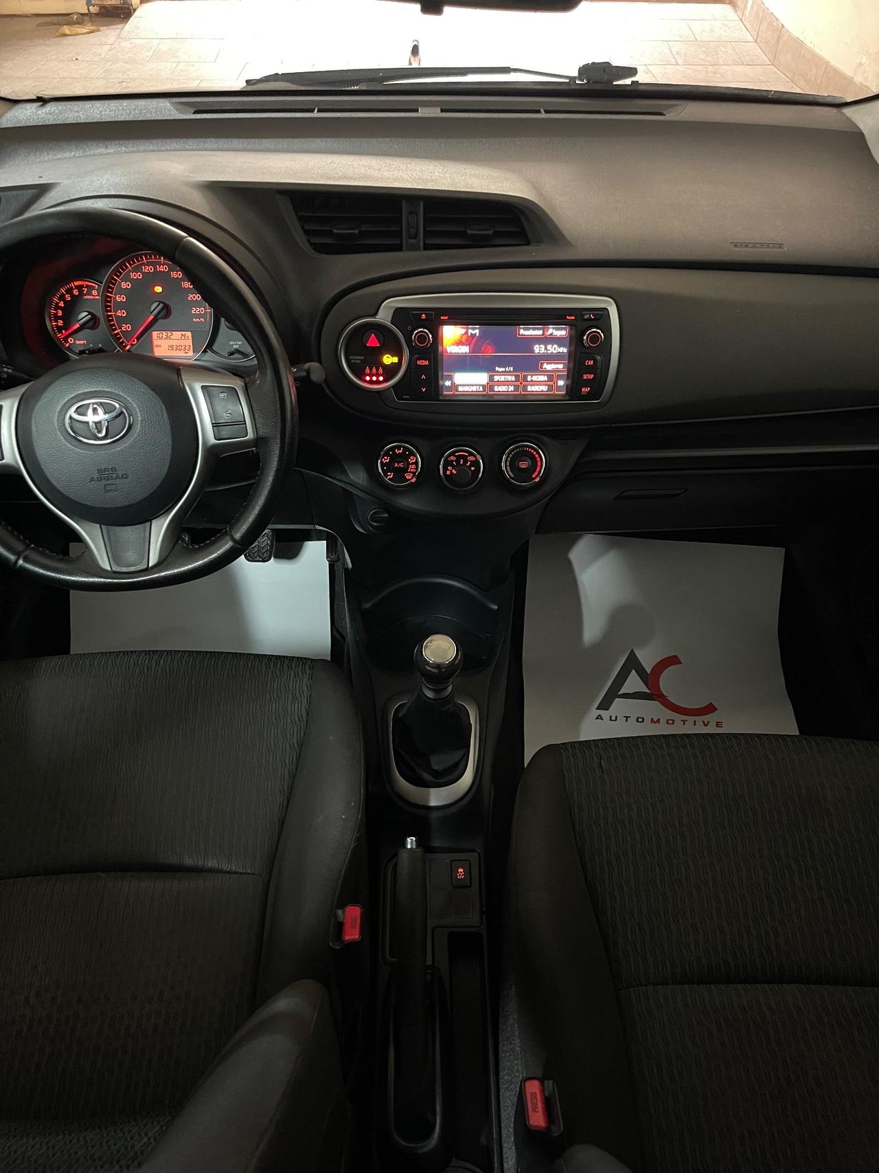 Toyota Yaris 1.3 5 porte Lounge