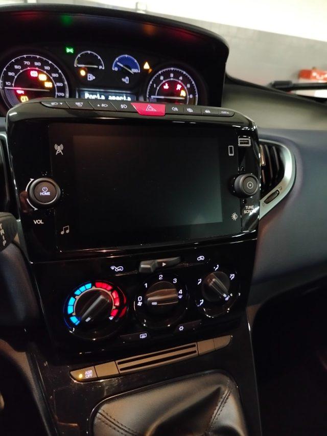 LANCIA Ypsilon 1.0 70cv Hybrid Platino PROMO