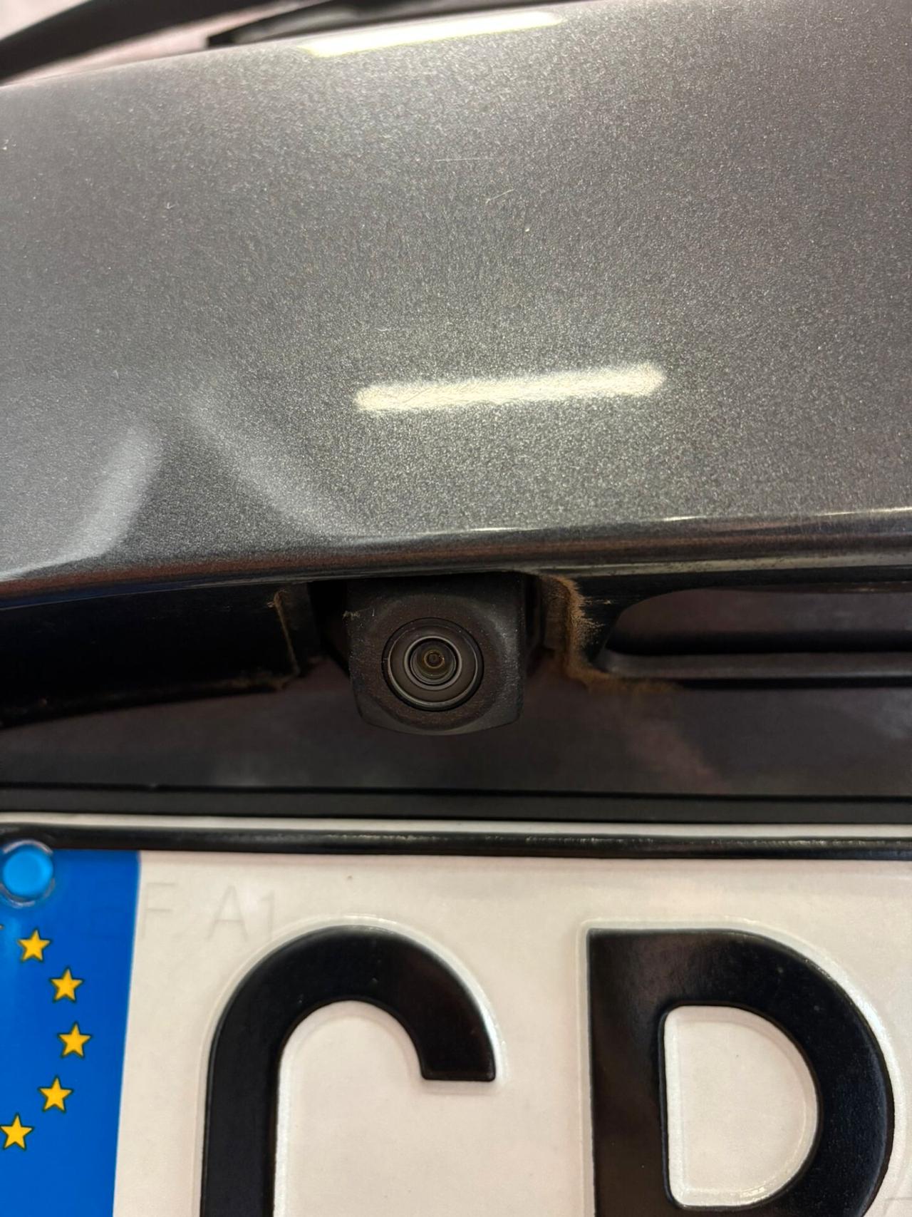 Toyota Yaris 1.5 Hybrid 5 porte Business