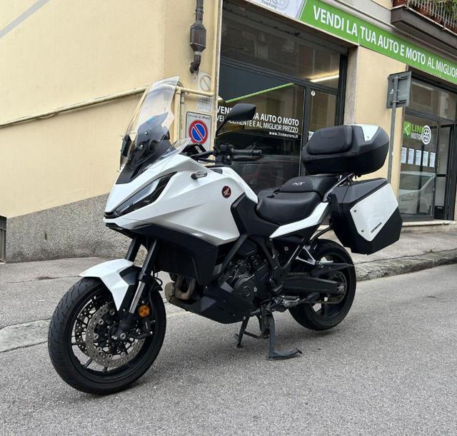 HONDA NT 1100 DCT Travel