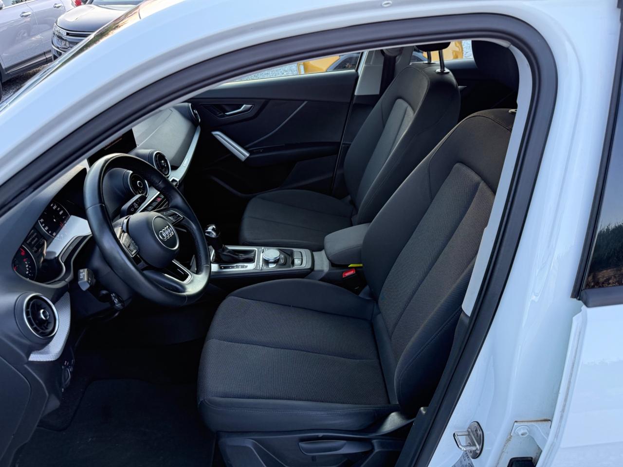 Audi Q2 30 TDI S tronic Business