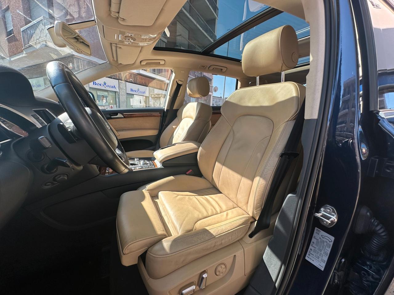 Audi Q7 4.2 V8 TDI quattro