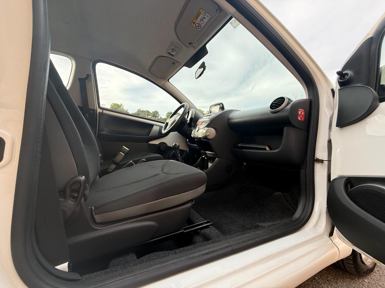 Toyota Aygo/1.0 68CV/NAVI/CLIMA/SOLO 55000 KM