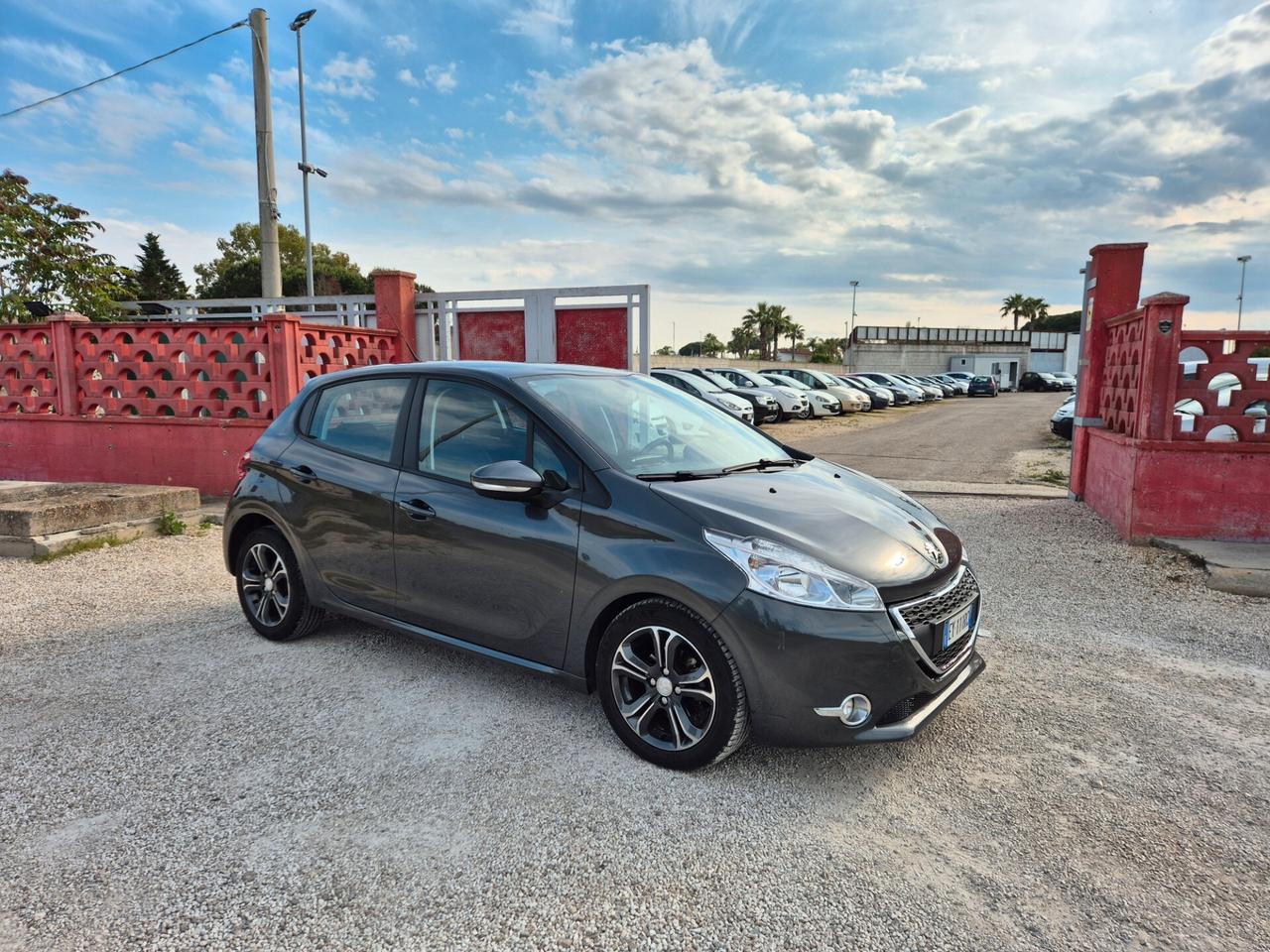 Peugeot 208 1.4 VTi 95 CV GPL Allure
