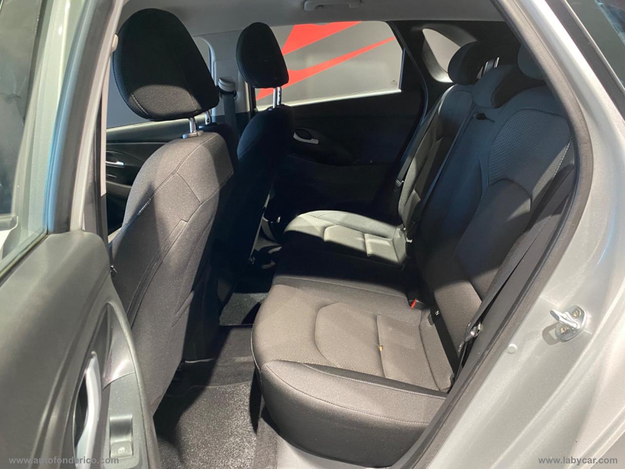 HYUNDAI i30 1.6 CRDi 5p. Comfort A/T