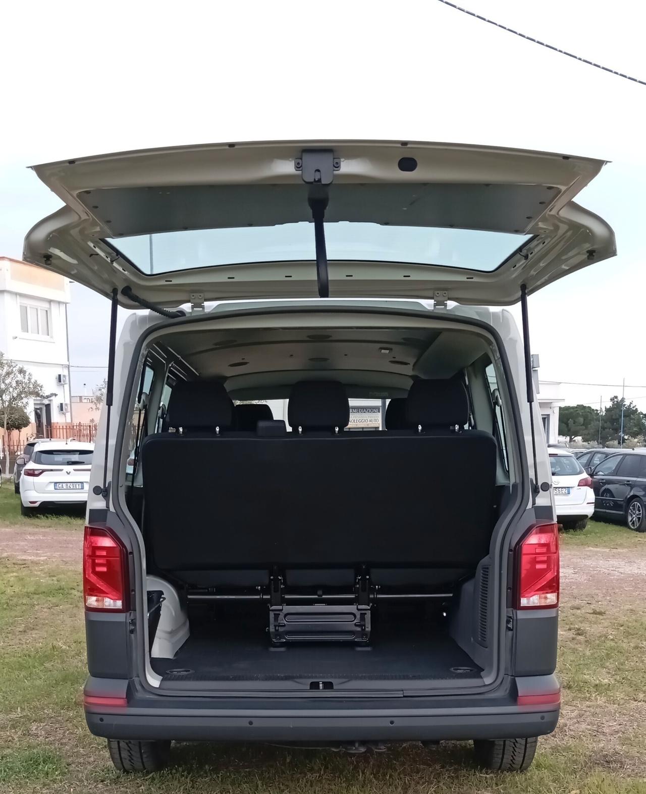 Volkswagen Transporter 2.0 TDI 110CV PL Kombi Business 9 Posti