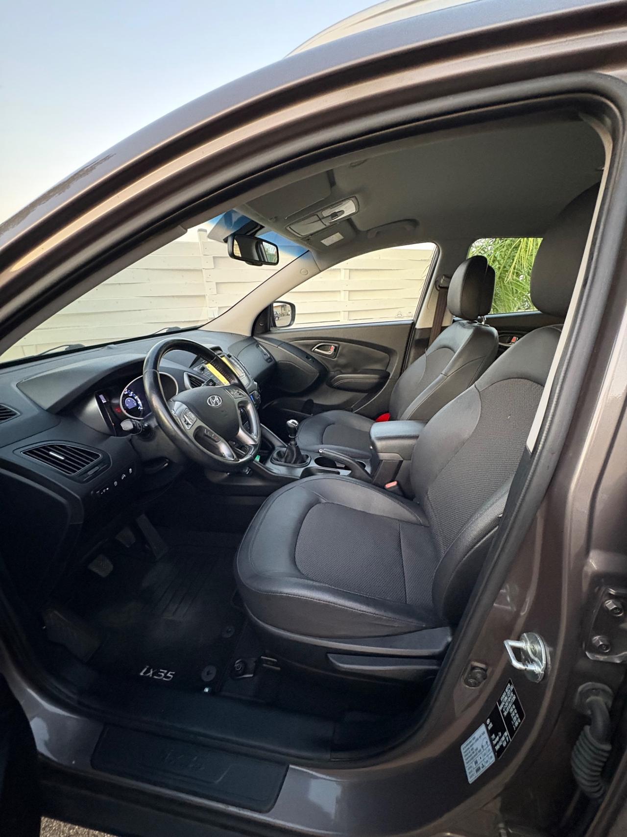 Hyundai iX35 1.7 CRDi unico proprietario 124.000 km tagliando e distribuzione ok