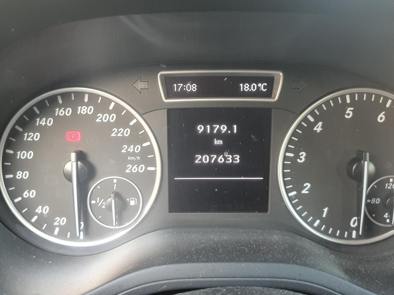 Mercedes-benz B 180 BlueEFFICIENCY Executive GANCIO TRAINO