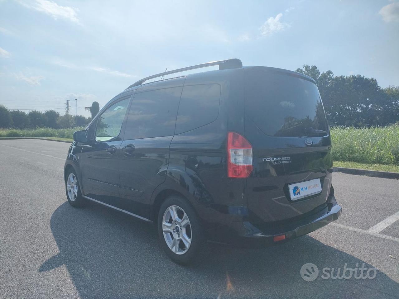 FORD Tourneo Courier 1.0 EcoBoost 100 CV Titaniu