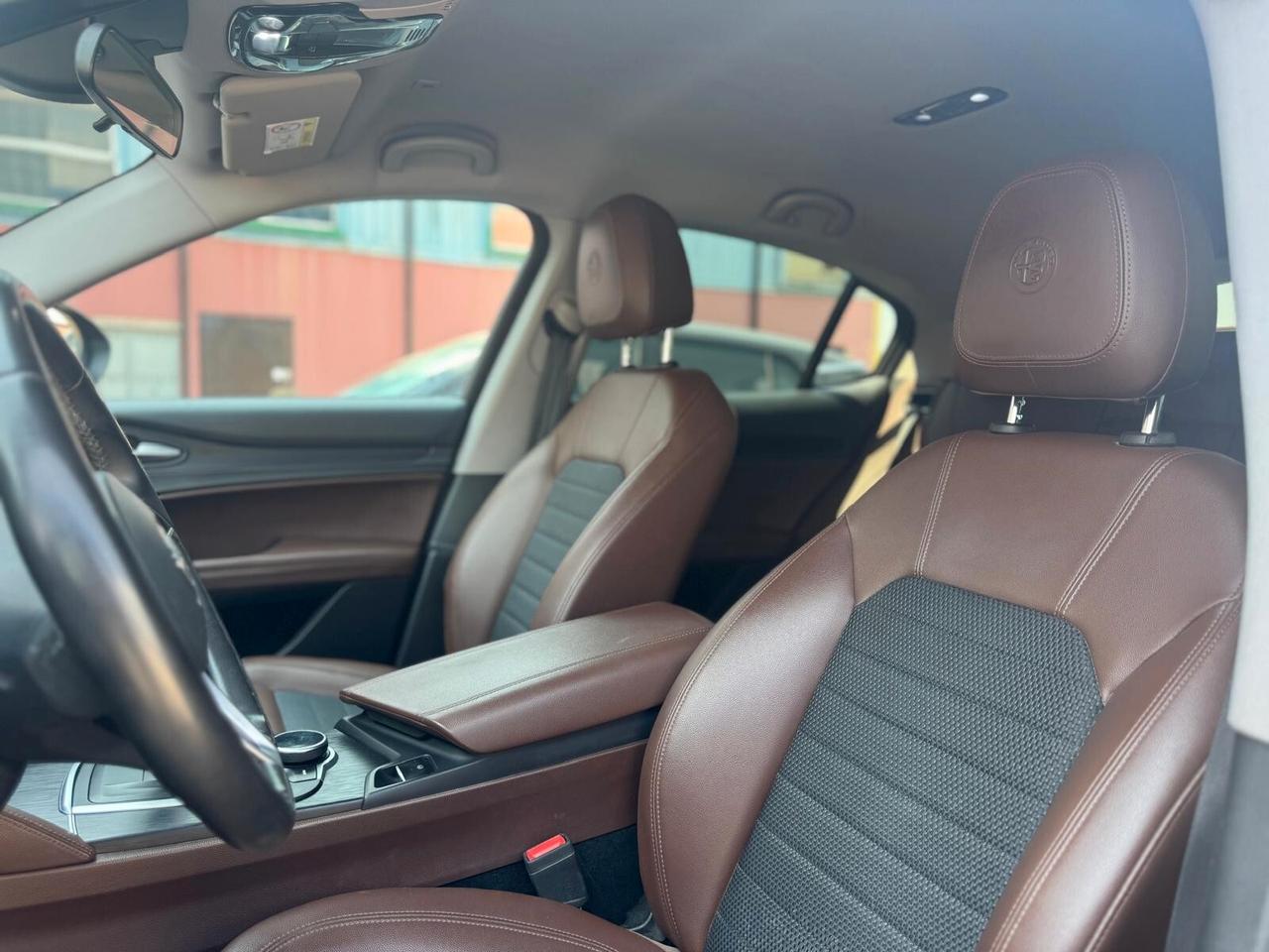 Alfa Romeo Stelvio 2.2 Turbodiesel 210 CV AT8 Q4 Business