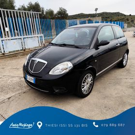 Lancia Ypsilon 1.3 MJT 75 CV Oro