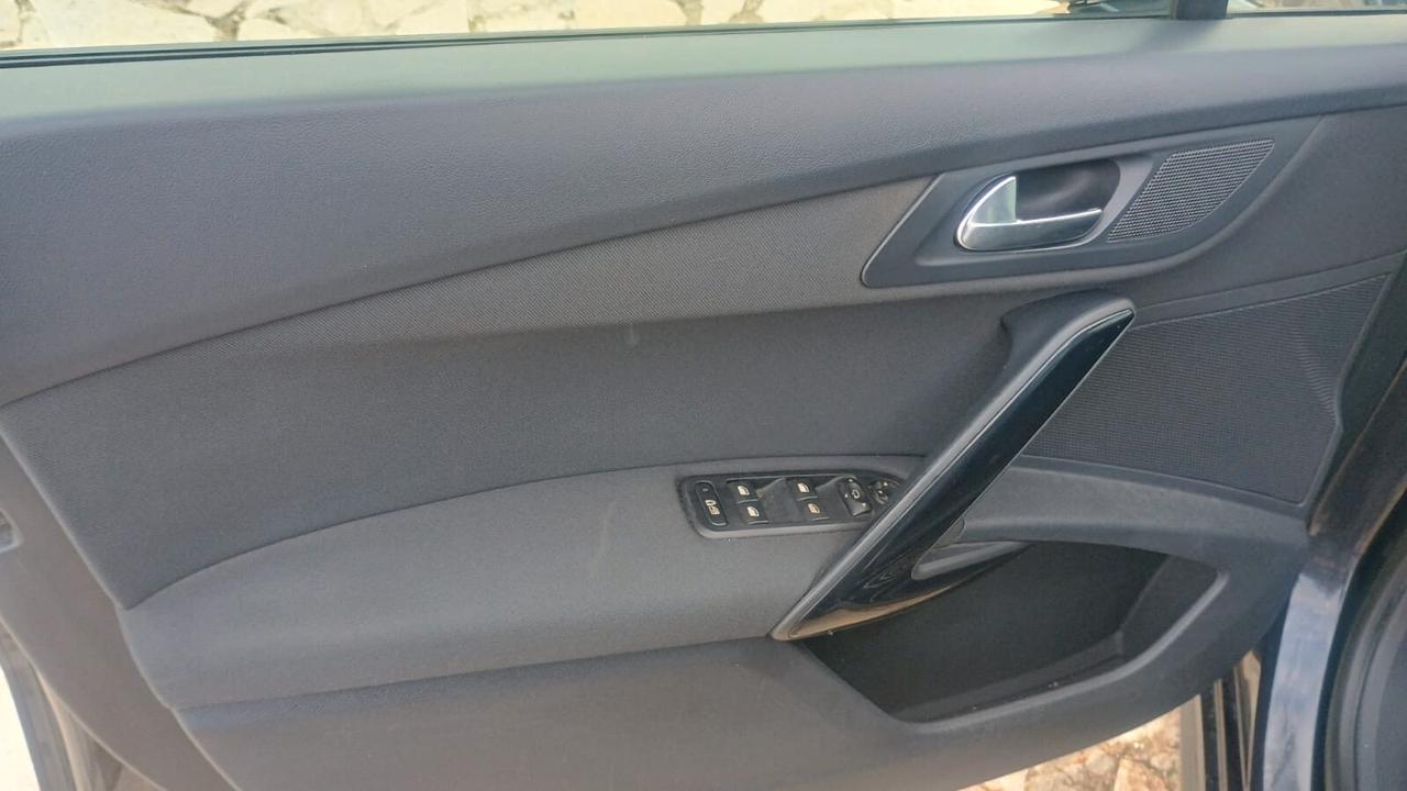 Peugeot 508 1.6 e-HDi 115CV cambio robotizzato S&S SW Access