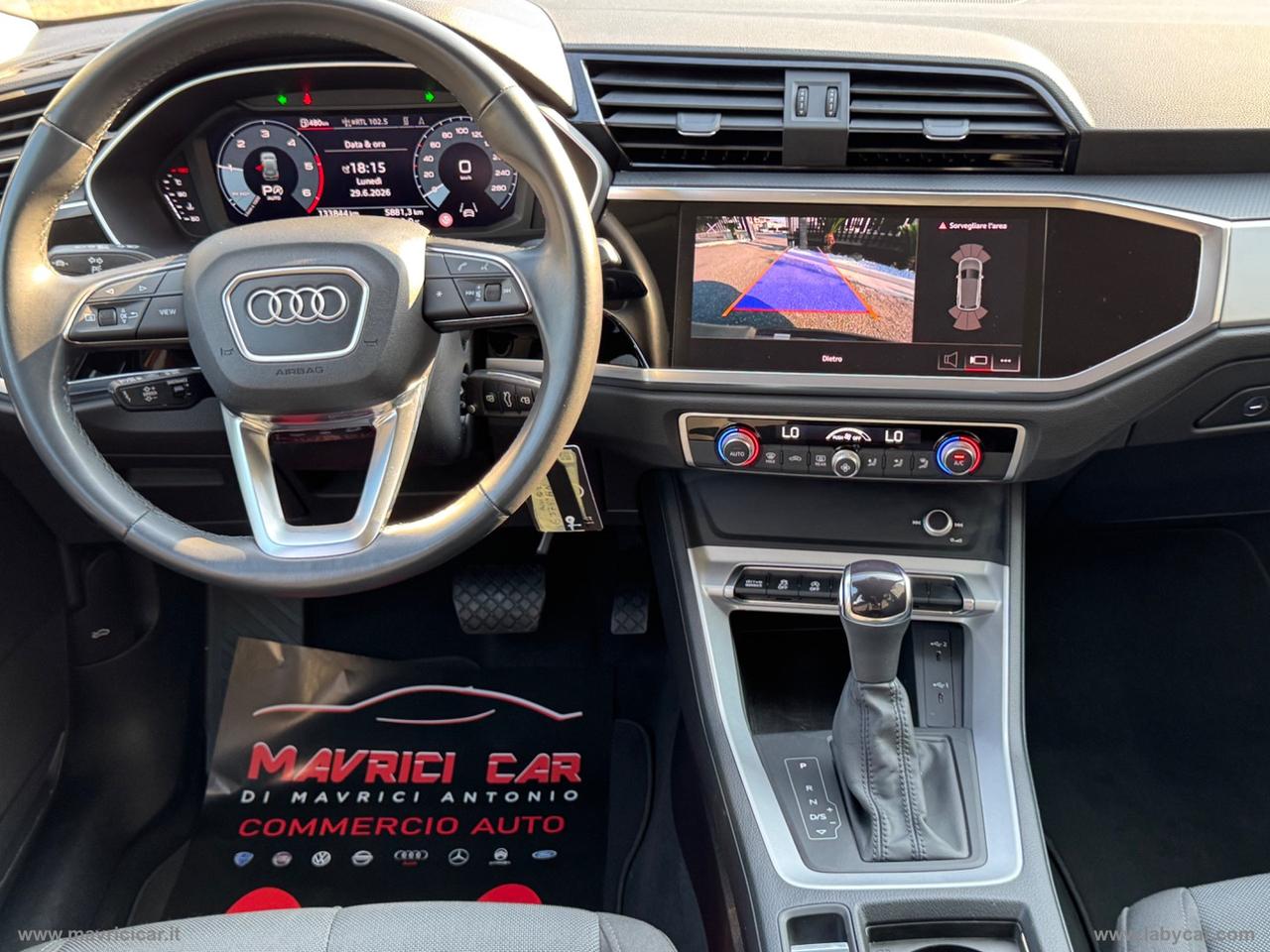 AUDI Q3 35 TDI S tronic Business Advanced