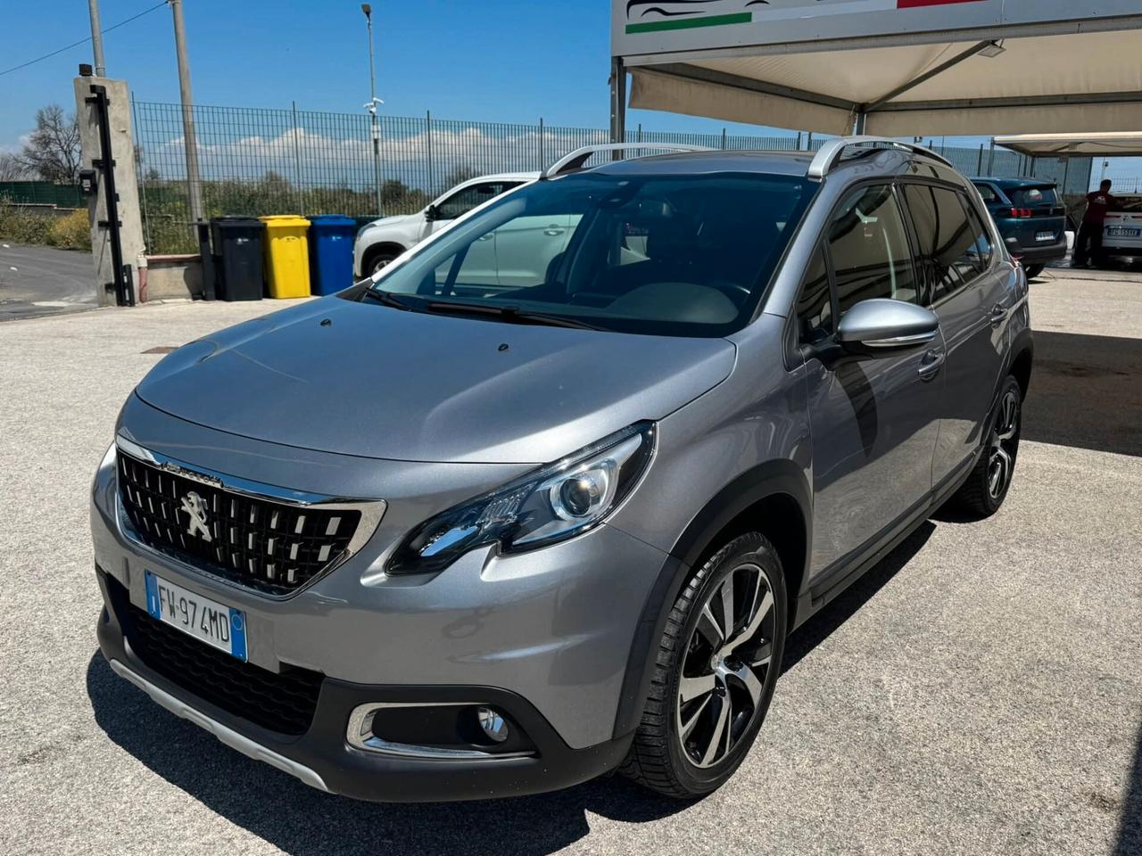 PEUGEOT 2008 EAT6 1.6DIESEL 120CV FULL OPTIONAL PARI AL NUOVO