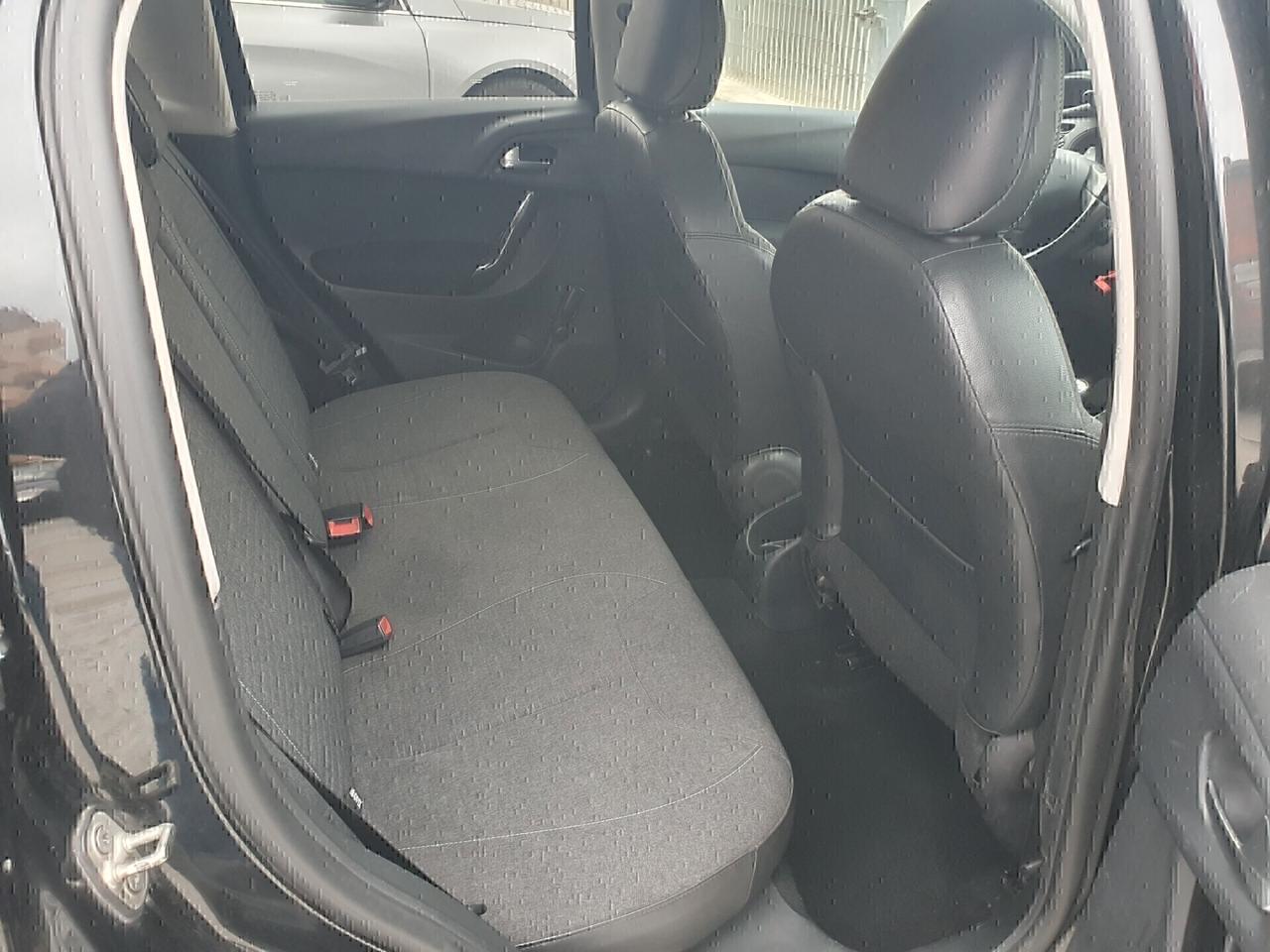 Citroen C3 1.4 HDi 70 Exclusive Neopatent 2015