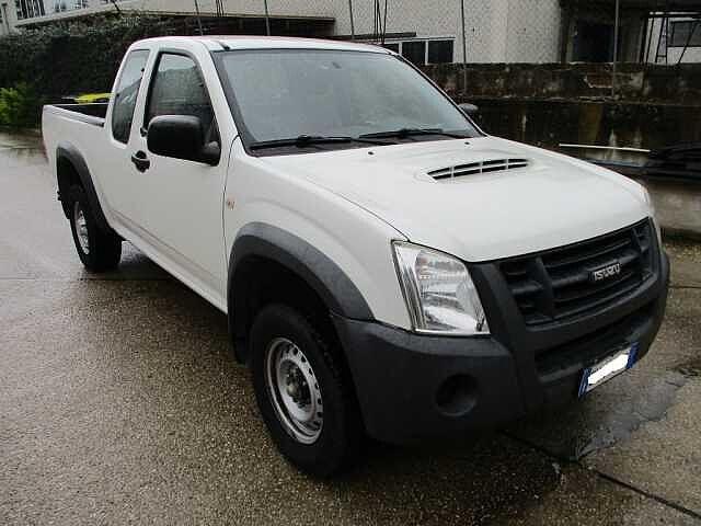 Isuzu D-Max 2.5 TD cat Space Cab 4WD Pick-up L EU4