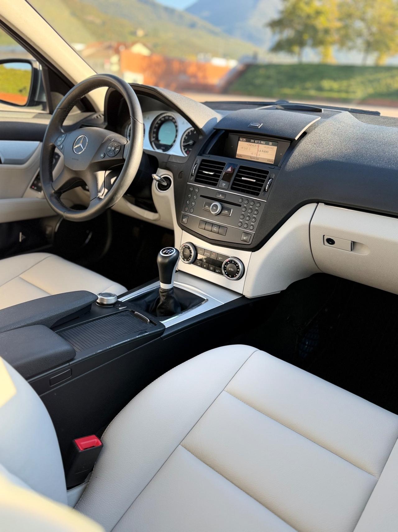 Mercedes-benz C 200 Kompressor Avantgarde