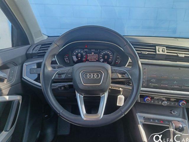 AUDI Q3 35 TFSI S tronic Business