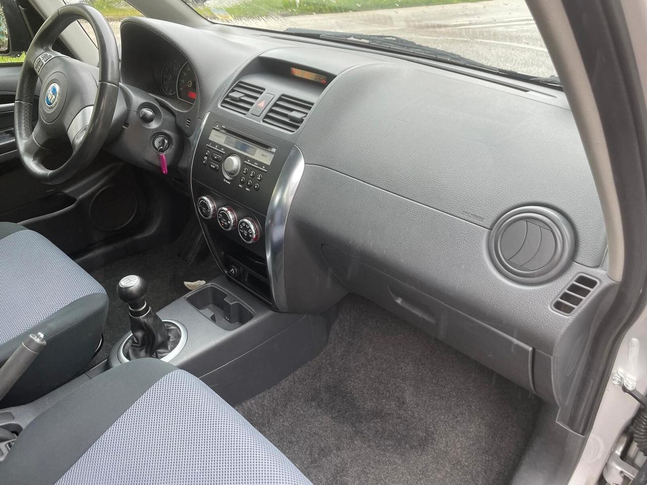 FIAT SEDICI 4x4 1.6 16v. EMOTION