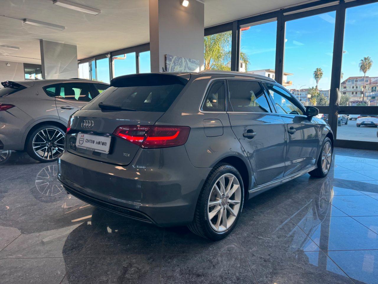 Audi A3 Sportback 1.6 tdi S-line Edition Navi Pelle Led Full