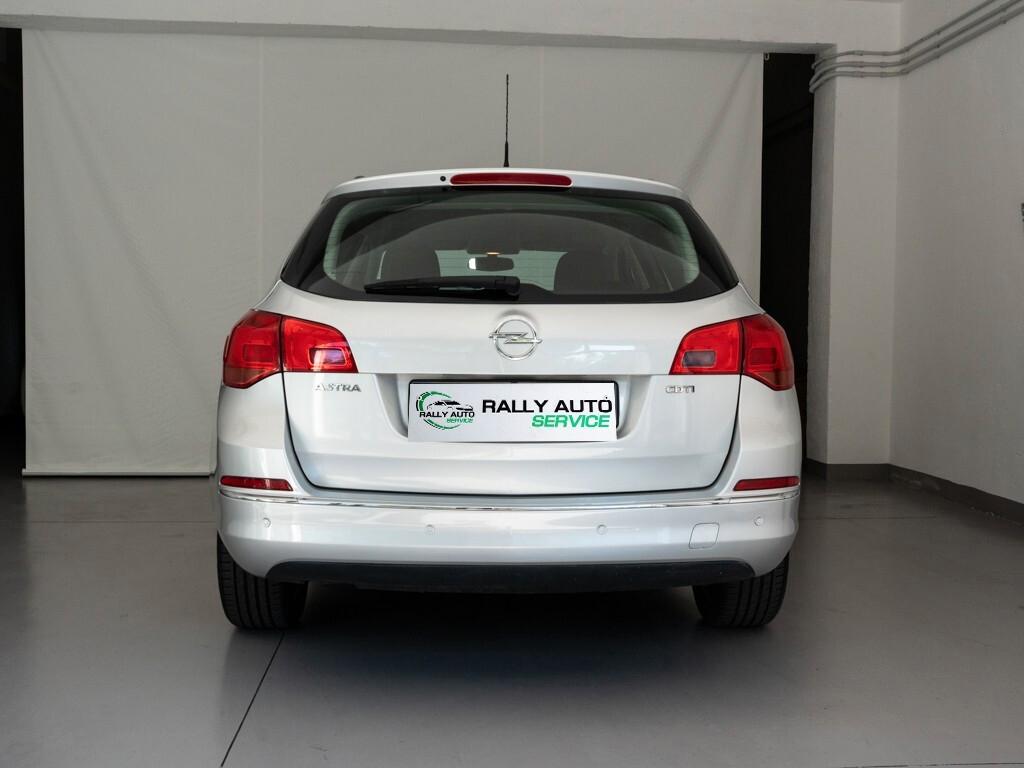 Opel Astra 1.6 CDTi 110CV