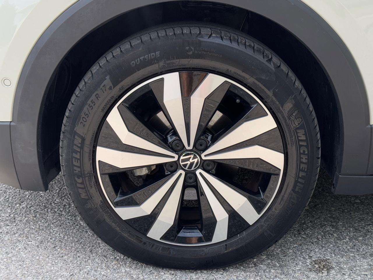 Volkswagen T-Cross 1.0 TSI 110 CV DSG Style 33.900 km NEO