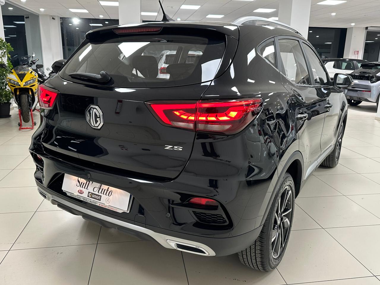 Mg ZS 1.5 VTi-tech Luxury 106 Cv Aziendale - 2023