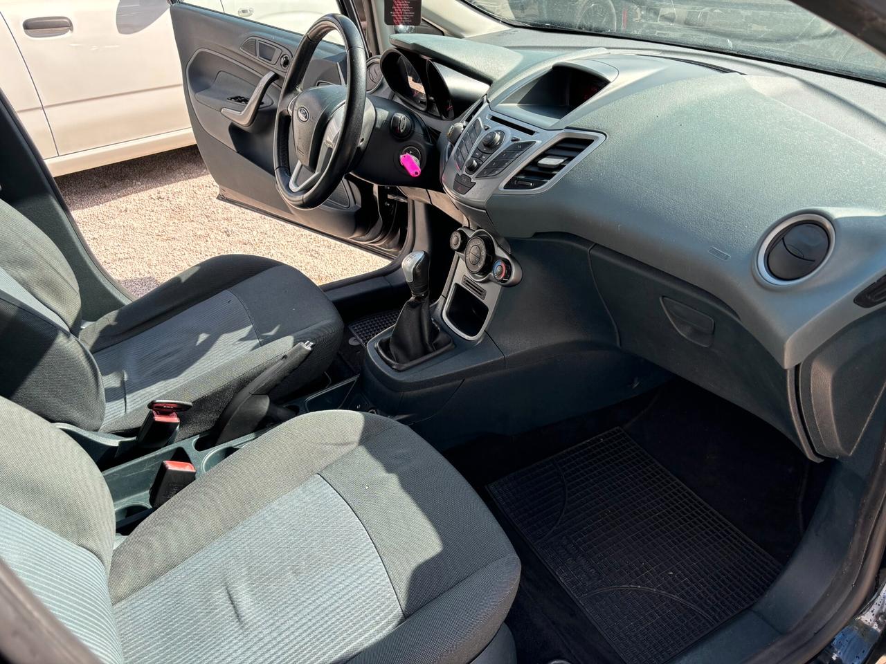 FORD FIESTA 1.2 BENZ 60CV