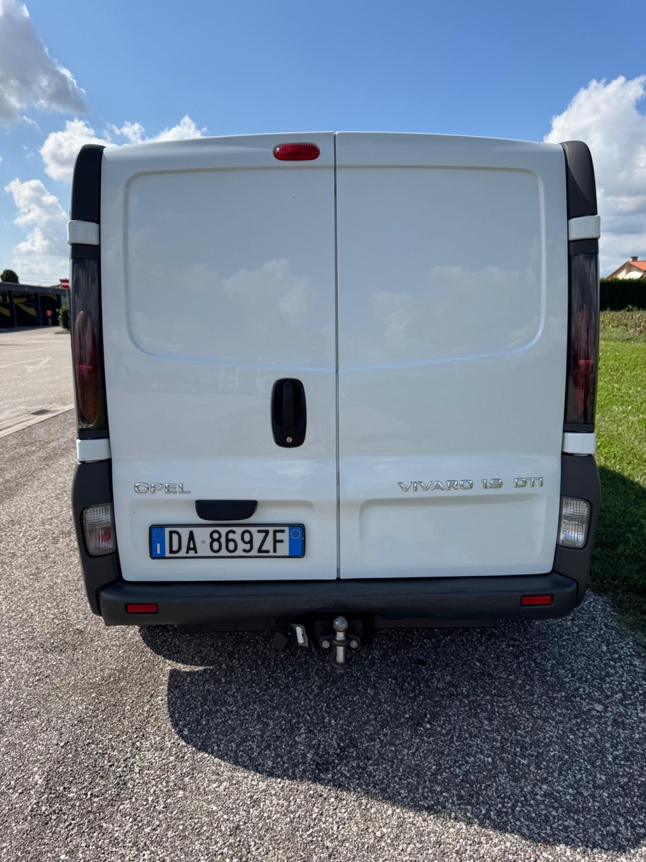 OPEL VIVARO 1.9 DTI 100 cv FURGONE VAN AUTOCARRO