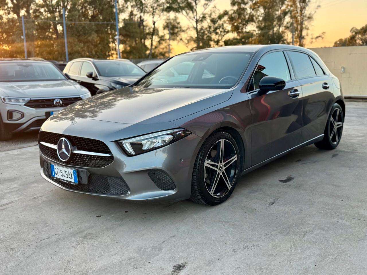 Mercedes-benz A 180 Automatica Full Optional Pronta Consegna